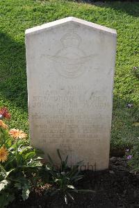 Ismailia War Memorial Cemetery - Waugh, John Keith
